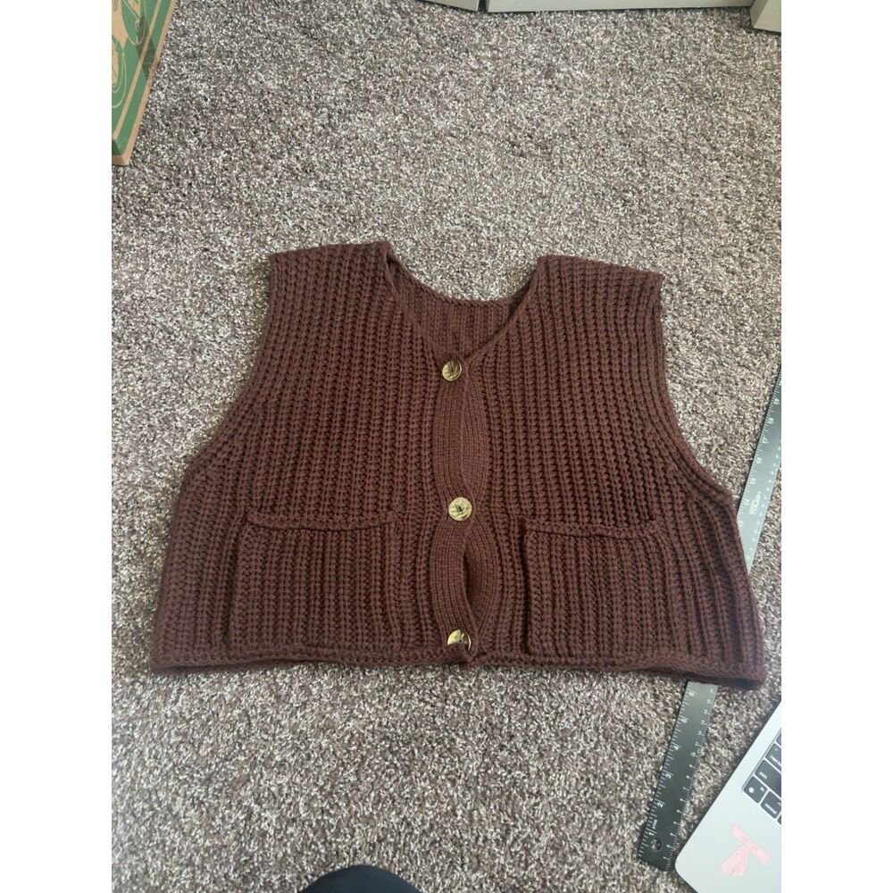 SHEIN Brown Chunky Knit Button Front Sweater Vest Size Small